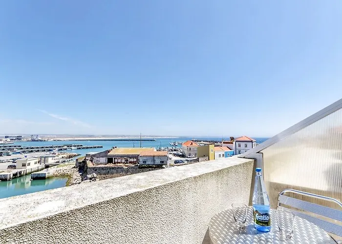 Bed & Breakfast Ossiano's Peniche