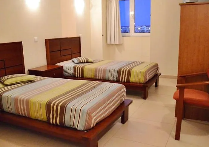 Bed & Breakfast Ossiano's Peniche